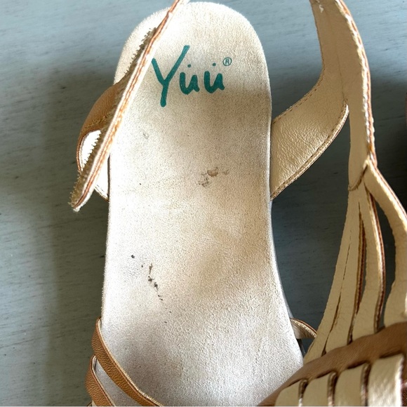 Yuu Handey Strappy Wedge Gladiator Tan Neutral Ankle Strap Sandals 7 Wide Boho - Picture 16 of 16